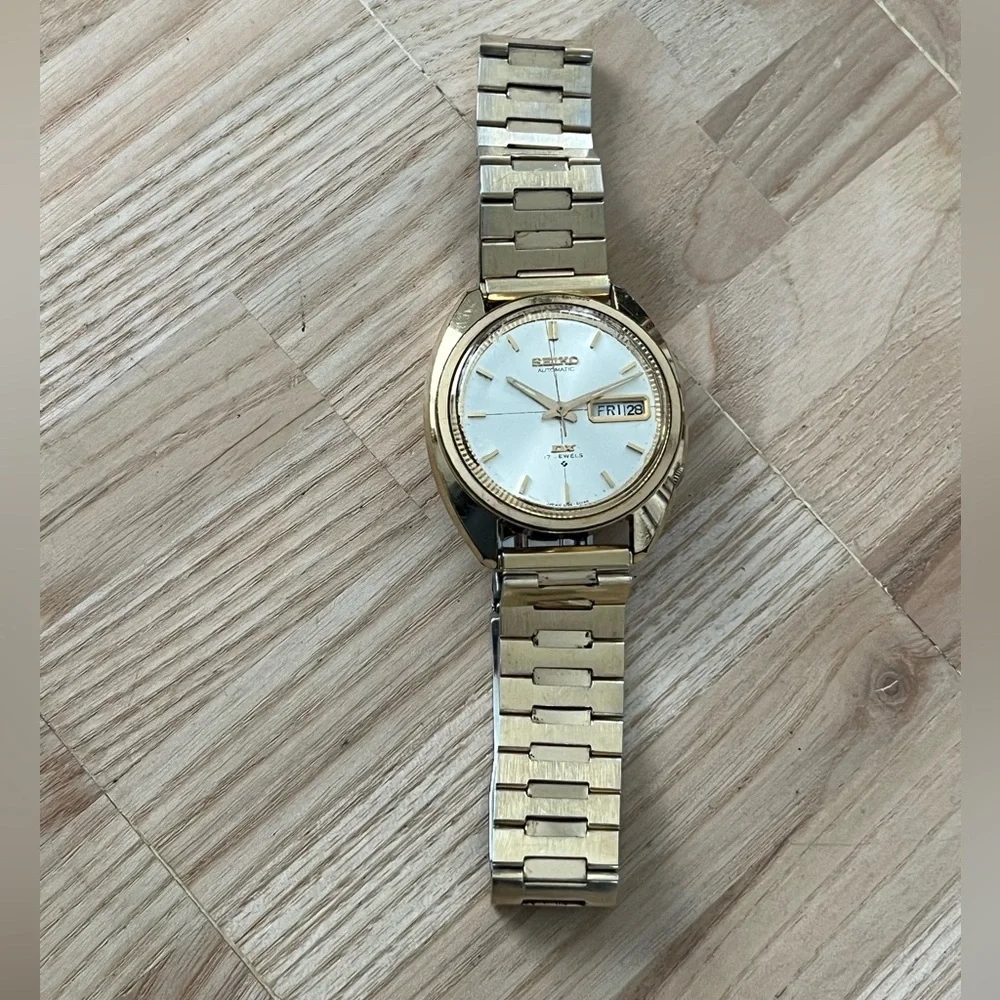 Seiko DX Automatic Rare Vintage Men’s Watch Gold Bracelet Case Silver Dial